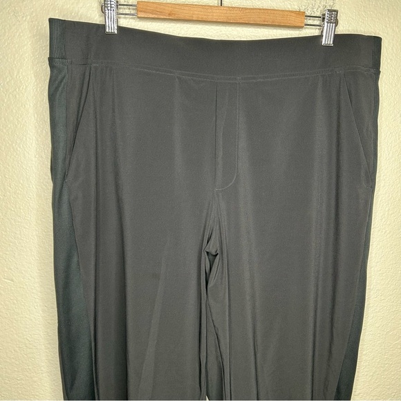 Athleta Brooklyn Mid Rise Ankle Pant black 18 - Picture 2 of 16